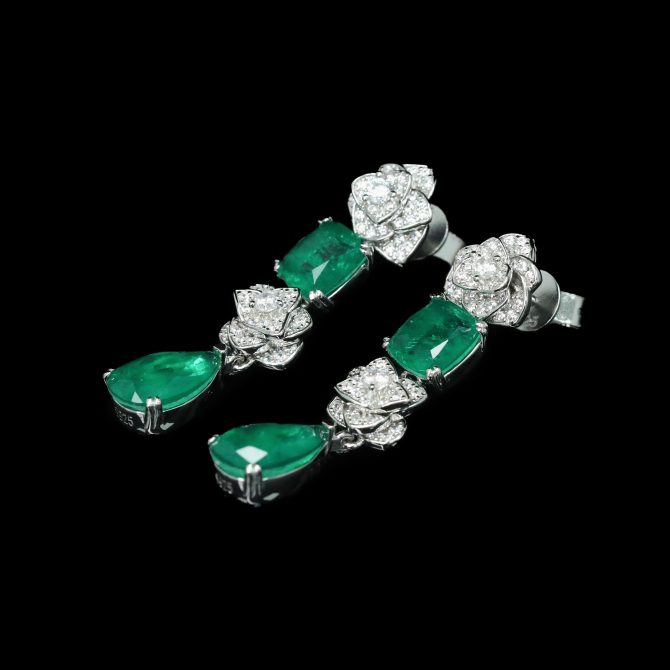 925 Silver Gold-Plated High Carbon Diamond Wood Green Long Earrings – Elegant & Nature-Inspired Design - Image 4