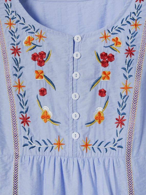 Blue Floral Buttons Round Neck 3/4 Sleeve Shirt - Image 3