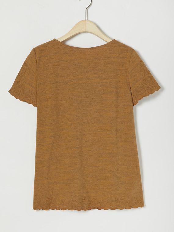 Artisan Gold Solid Embroidery V-neck Short Sleeve T-shirts - Image 7