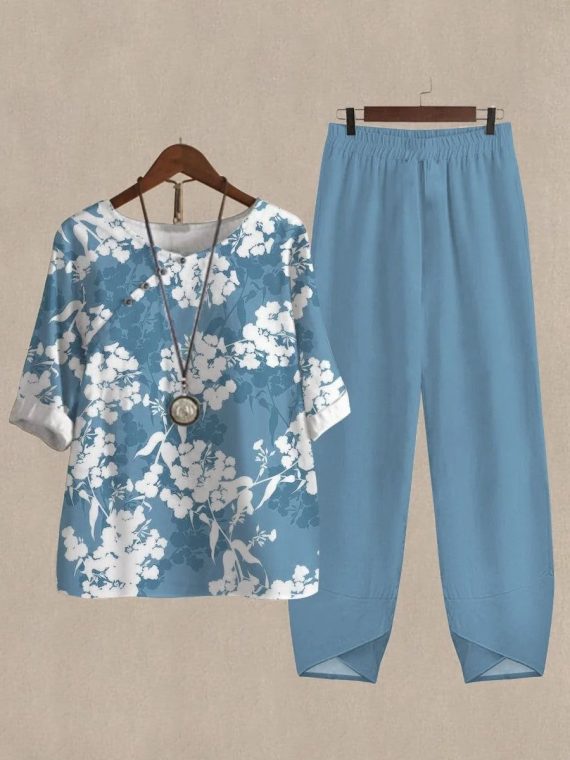 Blue Casual Round Neck Floral Printed Half Sleeve Two Piece Suit